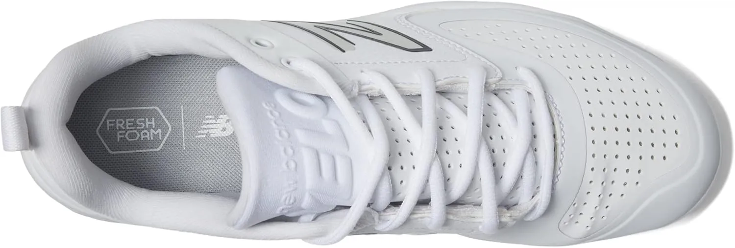 New Balance Women's Fresh Foam Velo V3 Molded Softball Shoe